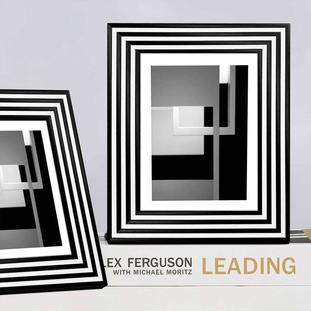 Modern Creative Black And White Striped Wooden Picture Frame Office Sample Study Room Decoration Birthday Party Gift H260306