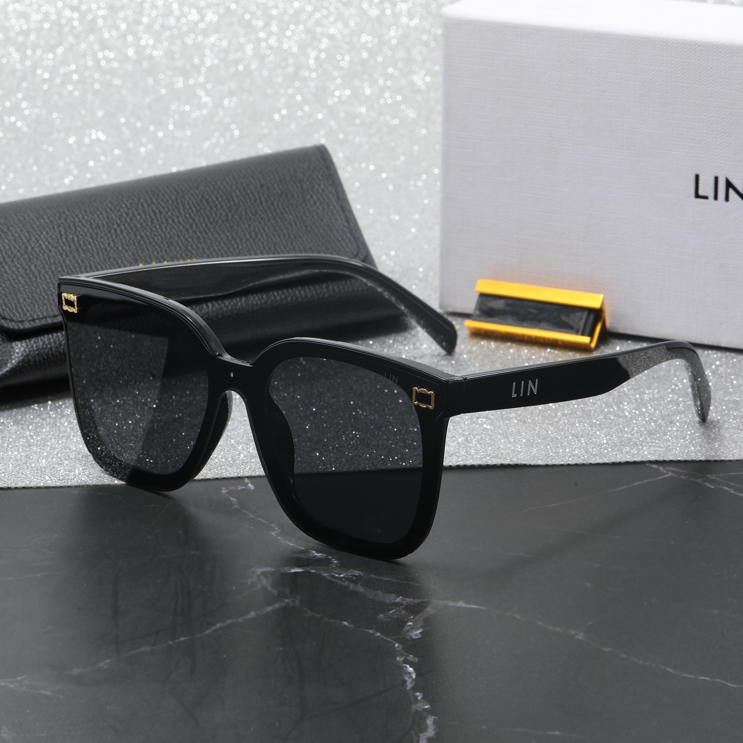 designer sunglasses rectangle sunglasses vintage sunglasses designer women and men style elegant and fashionable PC legs Personal fashion UV gafas Sunglasses