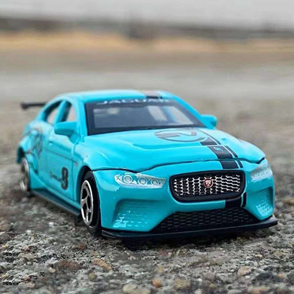 1:64 Mini Jaguar XE SV Project 8 Alloy Models Diecast Cars Toy Wheel Slide Forward Miniature Vehicle Model Boys Interactive Toys Z260307