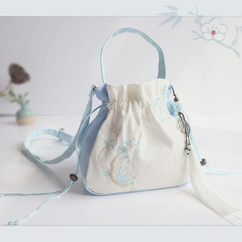 2025 Hanstyle Embroidered Ancient Style Handheld Hanfu Pouch Crossbody Bag 260307