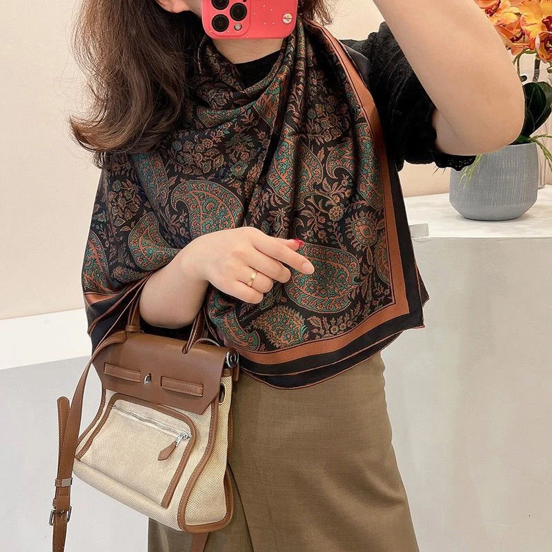 Paisley Print Square Scarf Vintage Imitation Silk Shawl Scarf Elegant Cashew Pattern Women Windproof Outdoor Head Wrap 110110cm 260302