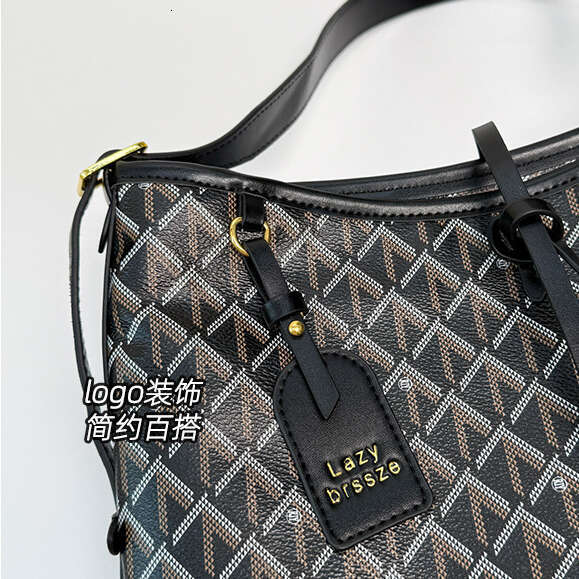 Trendy printed hand-held bucket bag Tote bag commuter mother-daughter bag shoulder bag French-style light luxury tote for women large-capacity handbag
