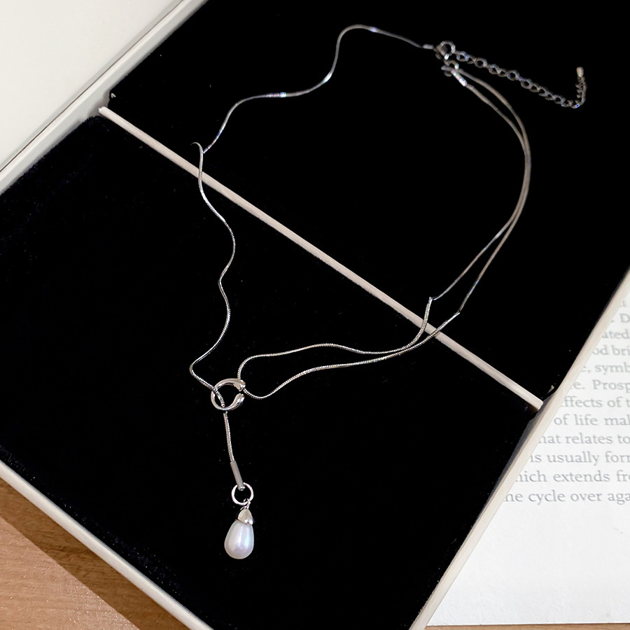 Vintage minimalist design freshwater pearl adjustable silver necklace, elegant and luxurious, versatile choker collarbone chain
