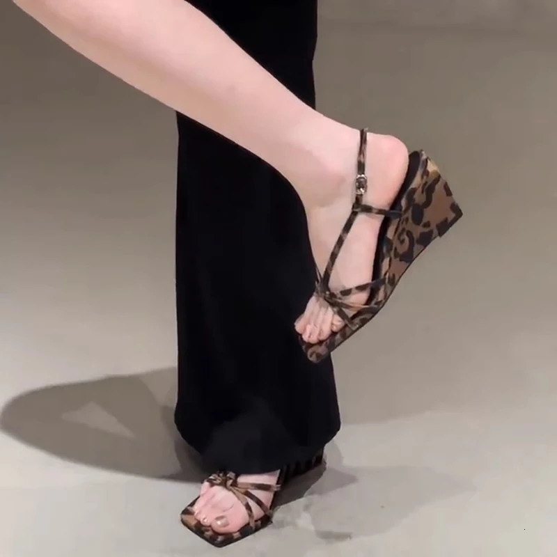 Leopard Wedge Sandals Summer Square Head Cross Thin Belt with A Line Buckle Non-slip Wear-resistant High Heels 260306