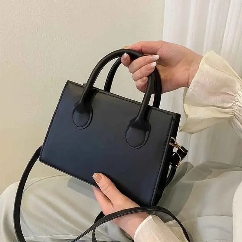 Minimalist Black Small Square Bag AllMatch Top Handle Purse Classic Shoulder for Work Women Handbags Crossbody Bags 260228