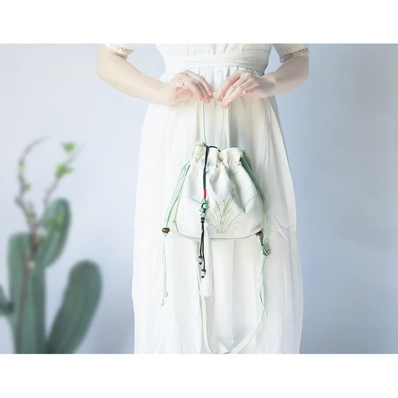 2025 Hanstyle Embroidered Ancient Style Handheld Hanfu Pouch Crossbody Bag 260307