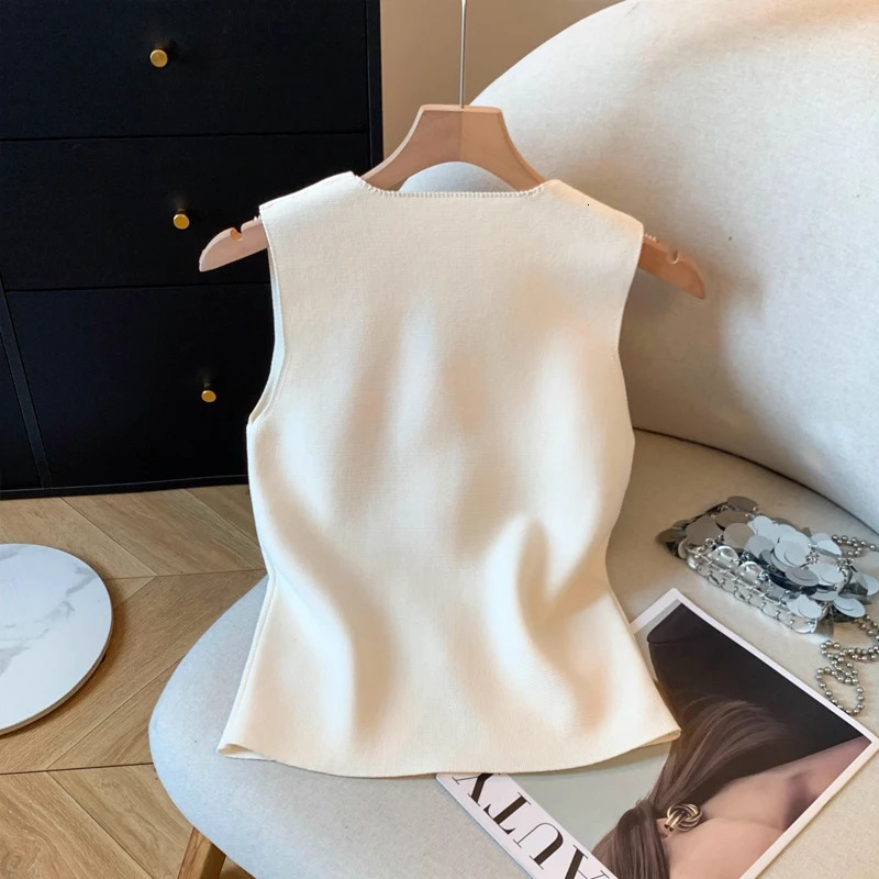 Womens V Neck Sleeveless Vest Fashionable Loose Fit Solid Color Summer Casual Tank Top 260306