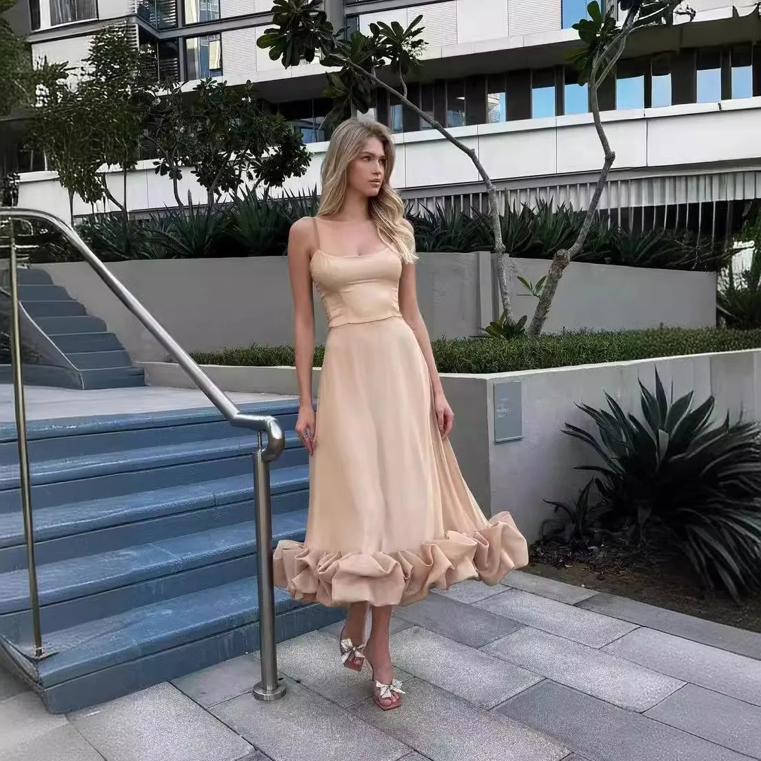 Elegant Ruffle Solid Sling Long Dress Women Strap Waist Party Dresses Fashion Sleeveless Backless Beach Swing skirt Aline tutu 260306