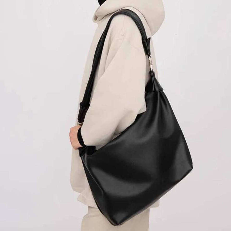 OLOEY New Versatile Soft Leather Men's Dumpling Casual Shoulder Crossbody Bag Female Capacity Totes Hobos Handbags Large Practical Bags