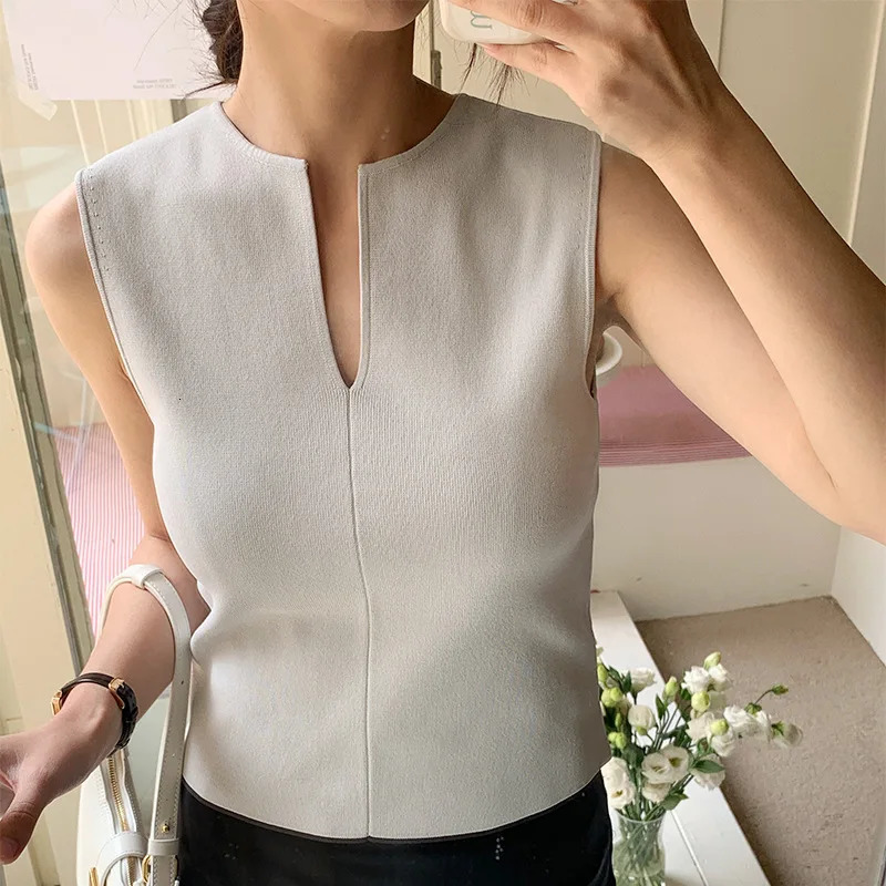 Women V-neck Good Quality Breathable Sleeveless Knit Tank Top Spring Summer In Chic Top MinimalStyle 260306