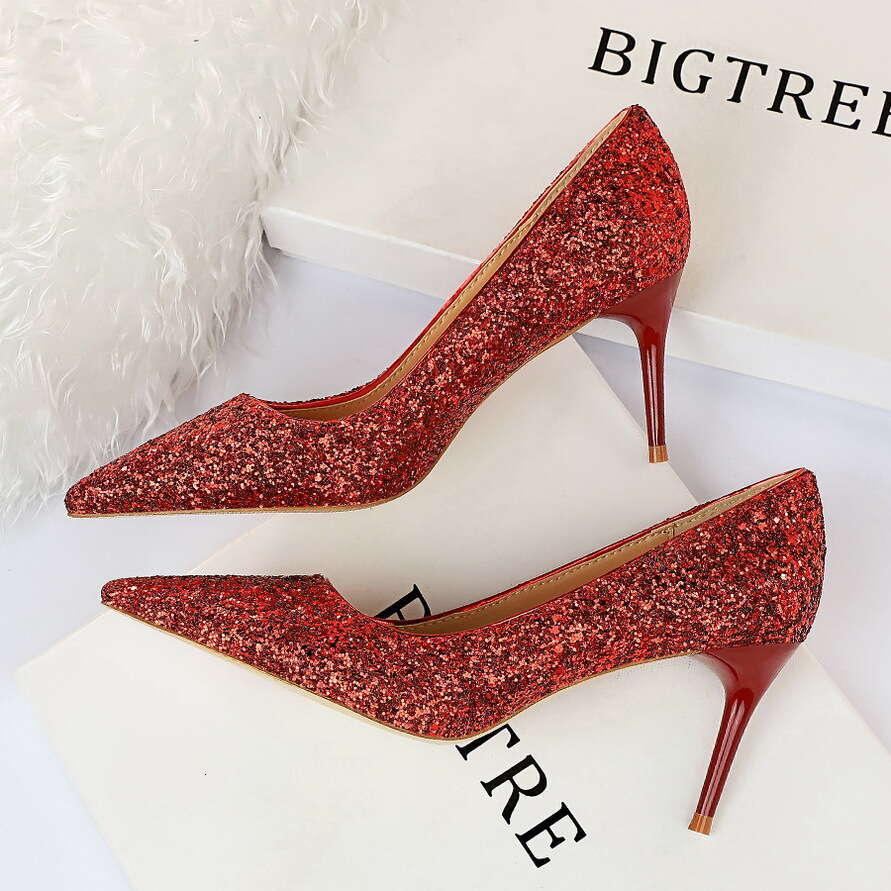 A European And American Style Sexy Nightclub Slimming Women S Stiletto High Heels Fashion Shiny Sequin Single Shoes
