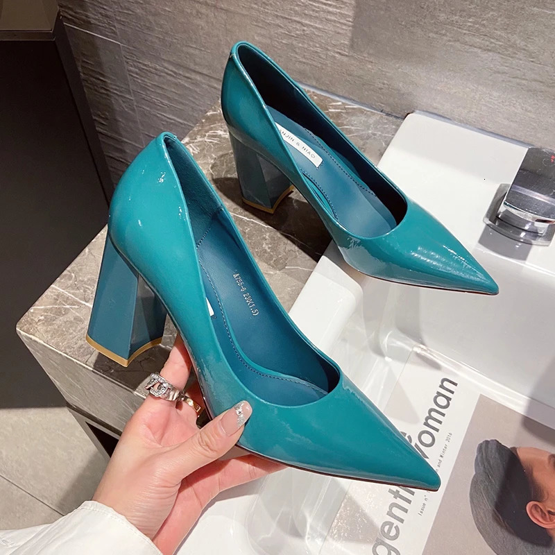 Women Shoes Patent Leather Slip-On Chunky Heels High Heels Women Temperament Pointed Toe Shallow Sexy Wedding Shoes Pumps 260306