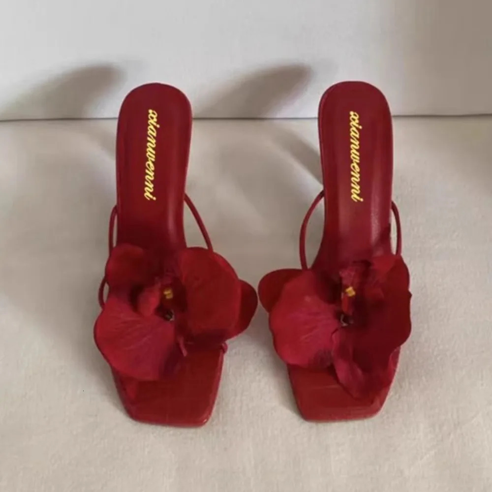 Womens Slippers Casual Fashionable High Quality Shoes for Women Shallow Women Sandals Elegant Flowers Womens Slippers 260306