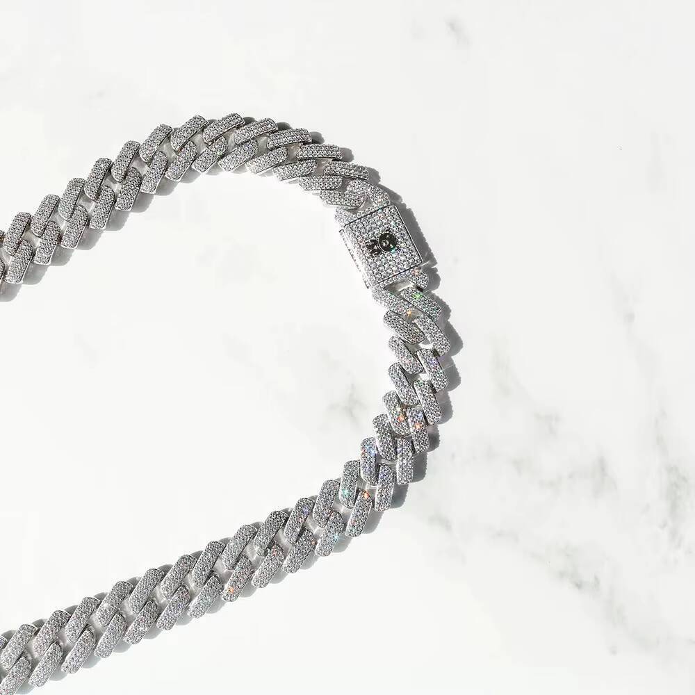 Miami Cuban Hip Hop Unique Iced Out Moissanite Necklace Fashionable Accessory