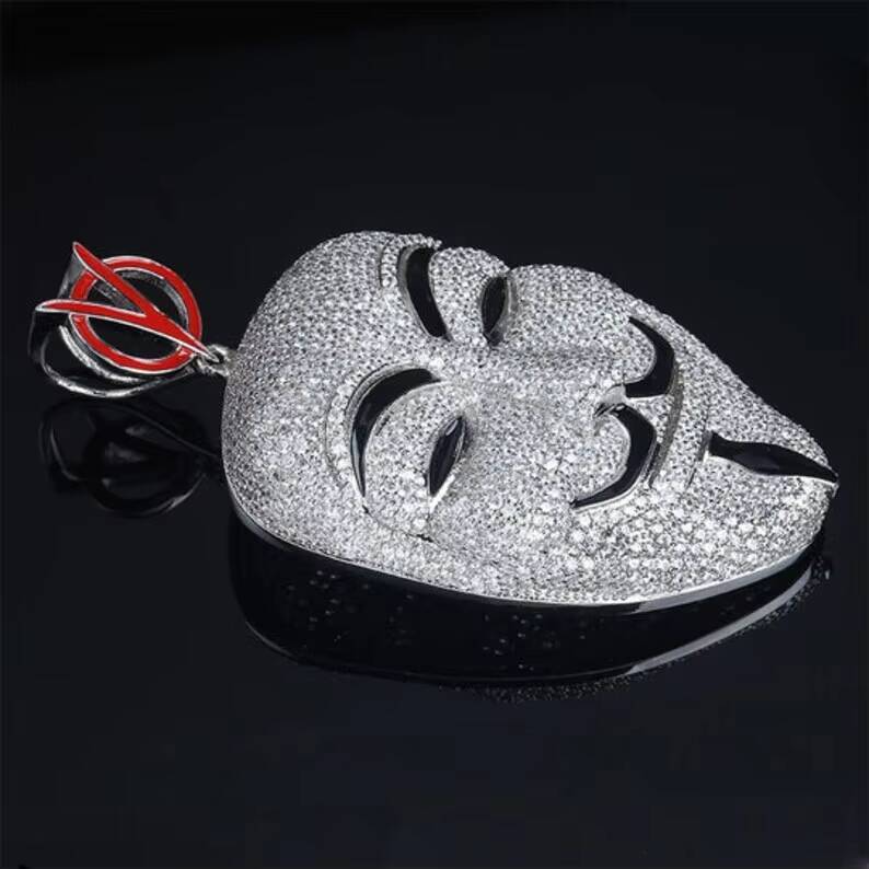 Hip Hop Bling Jewelry Iced Out VVS Moissanite V for Vendetta Pendant Rapper Sterling Silver 925 Custom Mask Pendant