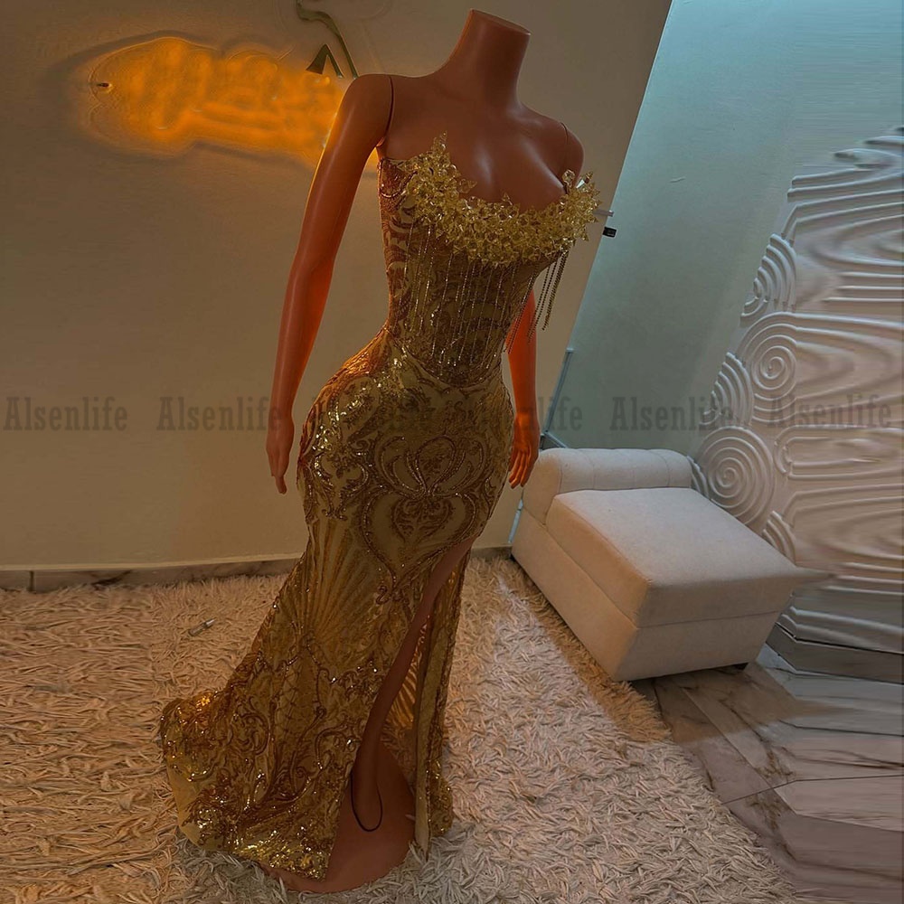 Bespoke Gold Prom Dresses 2026 Strapless Mermaid Evening Gowns Luxury Beading Occasion Gala Party Dress