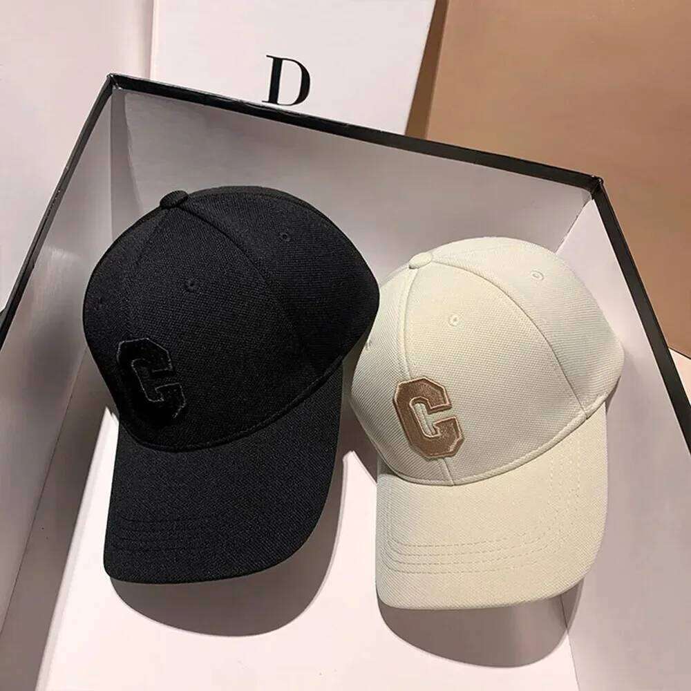 Creative C-letter Embroidered Baseball Cap Men Women Fashion Sunshade Hat for couple Y260304
