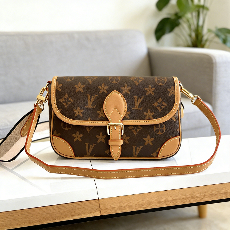 designer bag Women Crossbody bags Diane Baguette Embossed Flower Handbag Shoulder Bags Composite Lady Clutch Tote Bag shopping Female Purse Wallet