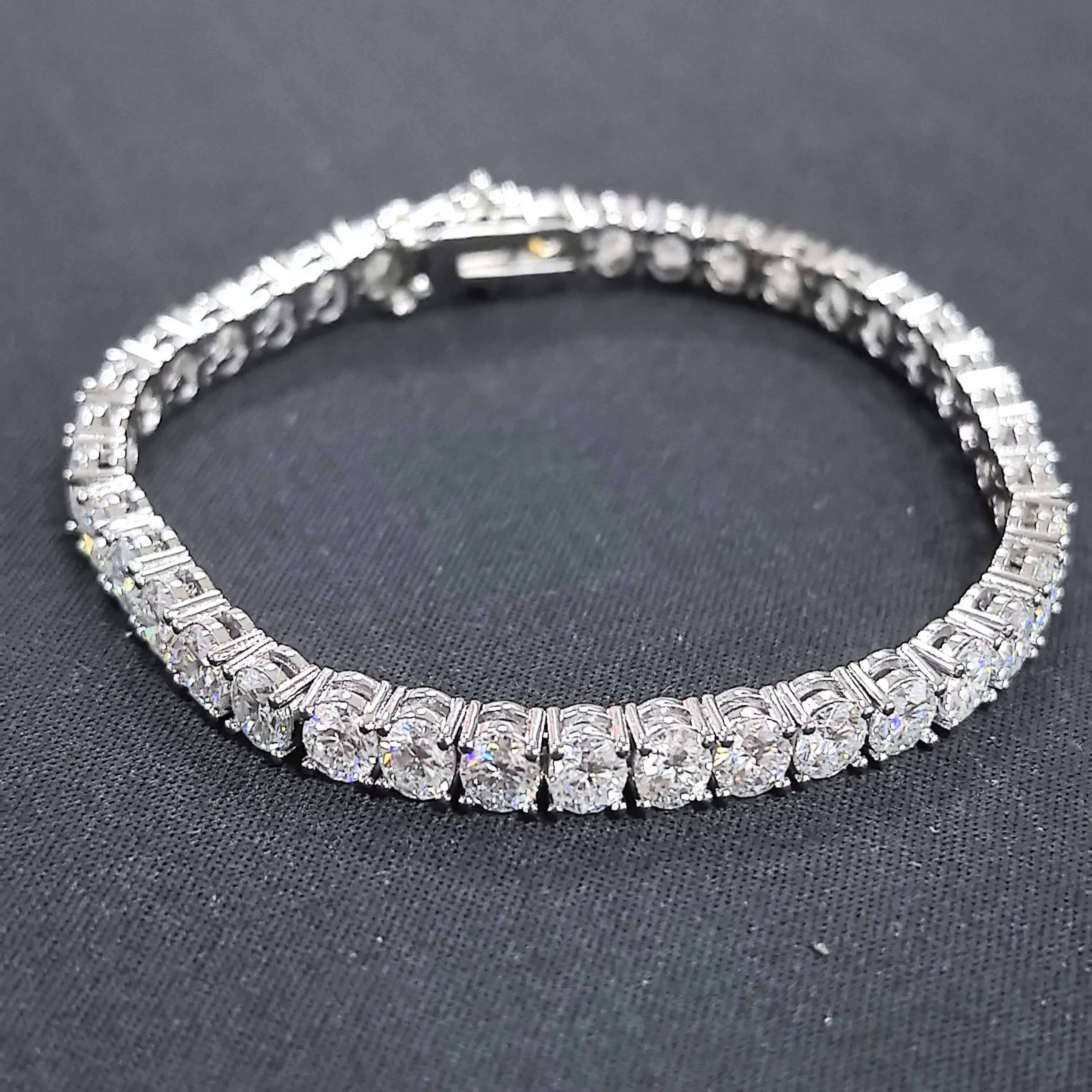 Hip Hop Jewelry Moissanite GRA Certification Bracelet 28CT VVS Moissanite Iced Out Diamond Cuban Link Bracelet