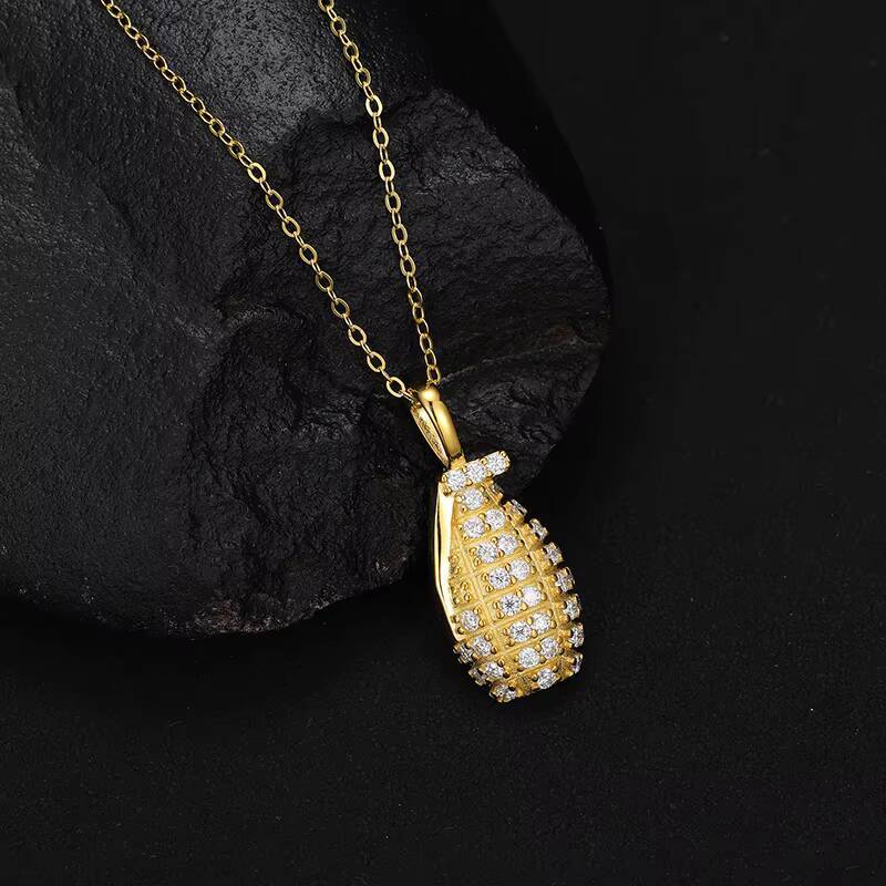 Hot Sale Fashion Hip Hop Iced Out 925 Sterling Silver Moissanite Grenade Pendant Necklace for Men and Women