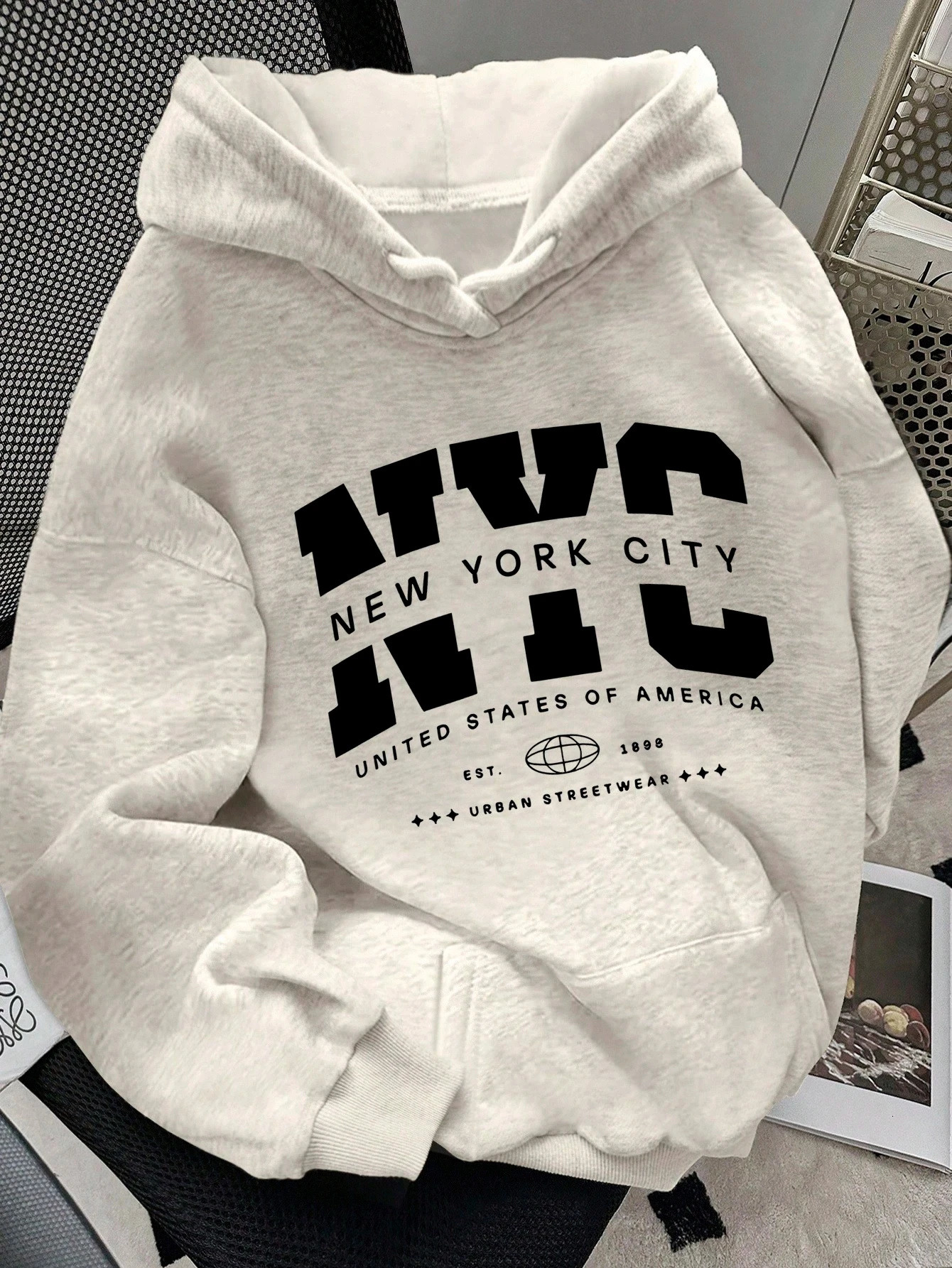 Womens Cotton Hoodie Loose Fit Autumn Winter Warmth Casual Streetwear More Amor Por Favor Text Print with Leopard Pattern 260228