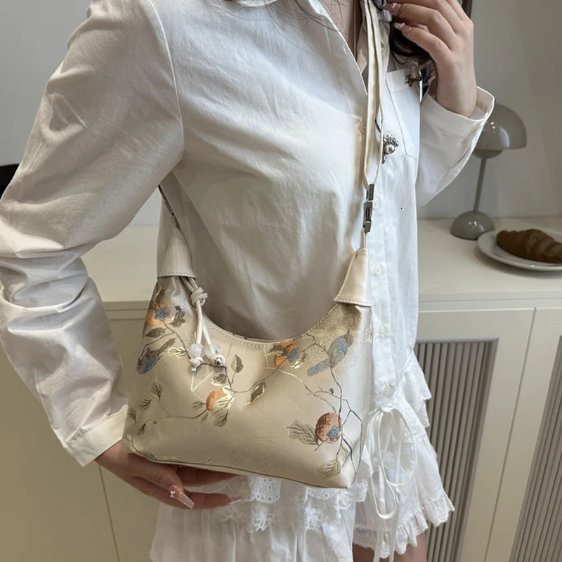 Chinese Style Womens Handbag 2025 Highvalue Fashion Shoulder Bagcrossbody Baghandbag 260307