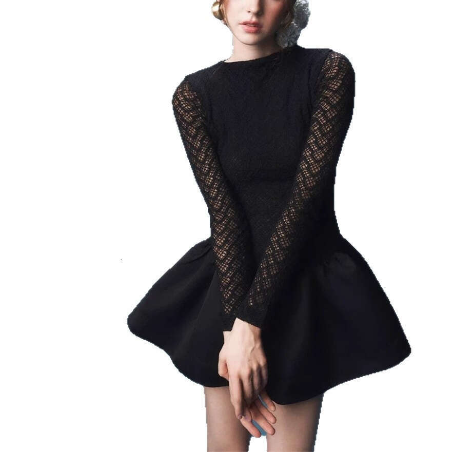 a2 2026 spring and summer designer niche design elegant slim fit elastic lace patchwork small fluffy mini skirt