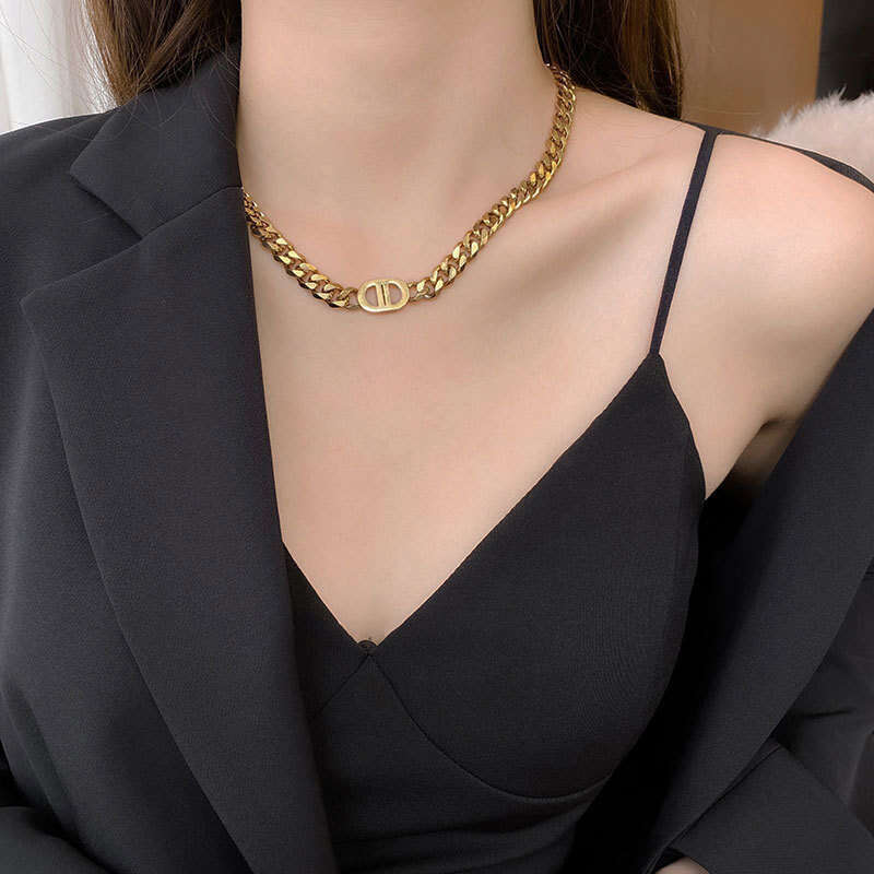 Heavy Industry High-Quality Thick gold Lter Titanium Steel Necklace for Women European and American Ins Intern Celebrity Hip-Hop Short Clavicle Chain