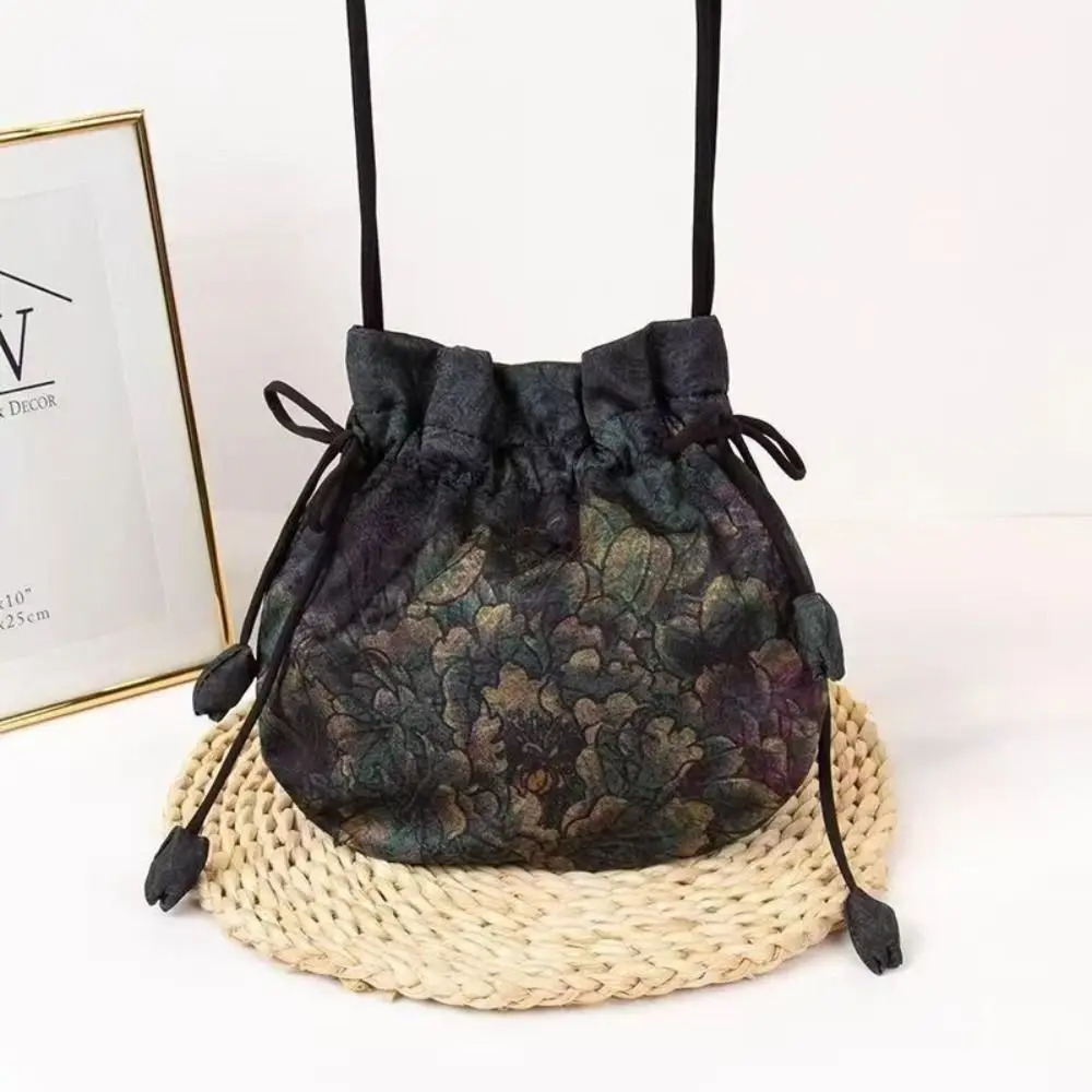 Silk Material Retro Handbags Embroidery n Storage Function Bags Drawstring Clre Purse 260307