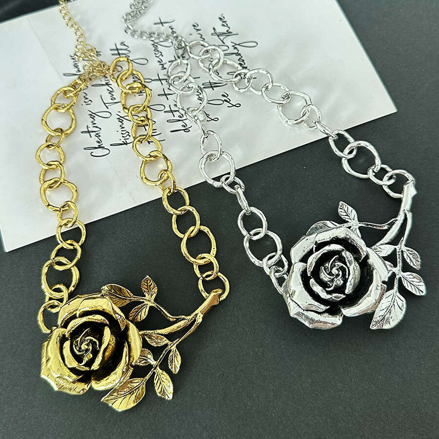 ZA European American Fashionable Unique Three-Dimensional Rose Flower Pendant Necklace with Stylish Metal Ring and Thick Clavicle Chain