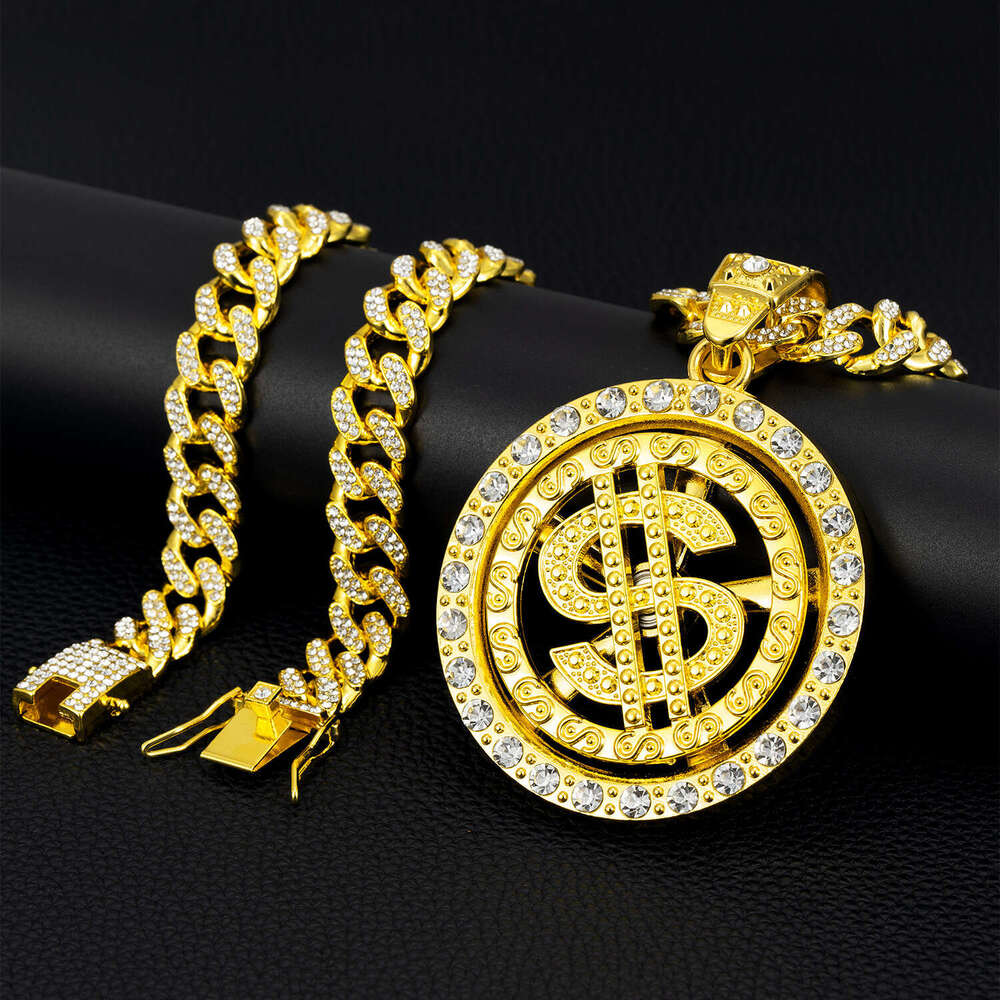High-quality bearings ensure smooth rotation. Classic rotating dollar pendant necklace, a hot-selling cross-border hip-hop accessory