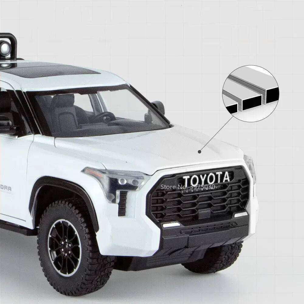1:24 TUNDRA AE86 Alloy Cars Models Diecast Toys Vehicles with Pull Back Sound Light Simulation Miniature Car Toy Kids Boys Gifts Z260307