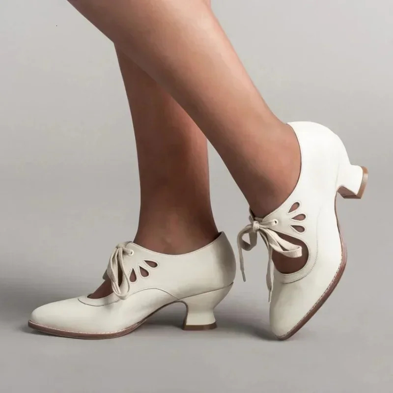 Retro Jane Pumps Woman Vintage Lace Up Low Heel Dress Zapatos Ladies Butterfly Wing Derby Shoes Plus Size 260306