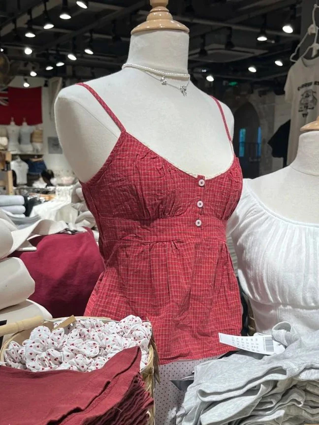 Red Plaid Slim Tank Top Woman Lace Trim Buttons V-neck Back Lace-up Cotton Camis Summer Vintage Streetwear Sweet Crop Tops 260306