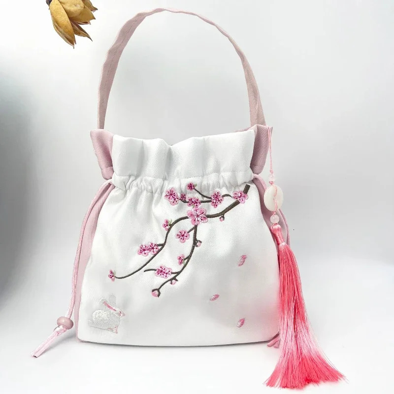 2026 Chinese Style Tote Bag Embroidery Handbag Trend Handheld Bucket Fashion Handbags and Purses 260307