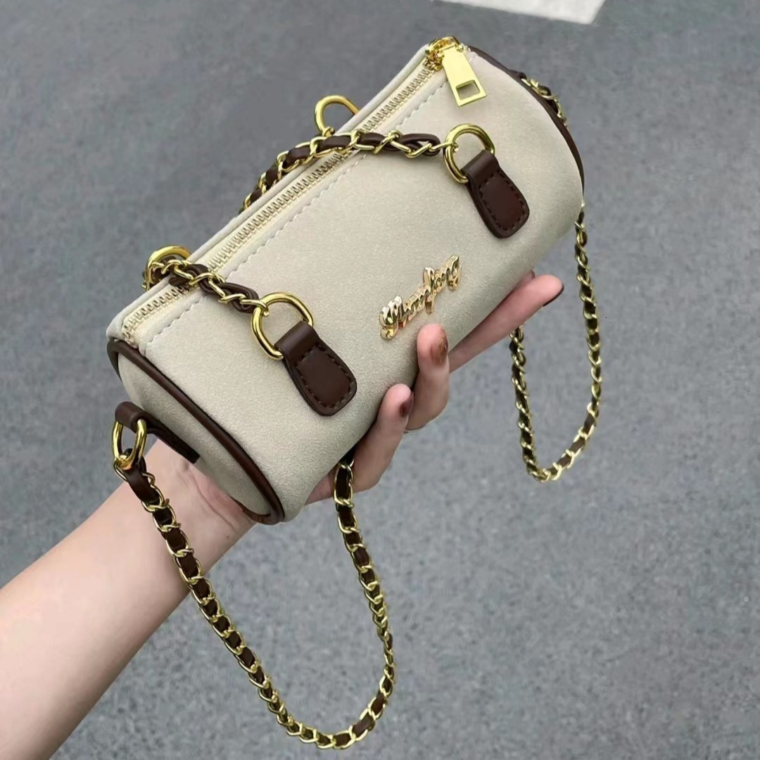 2026 Top Luxury Designer Bag Diane Nano Boulogne Pochette Liv Bag Shoulder Bag Women's Leather Cowboy Crossbody Bag Luxury Women's Chain Han