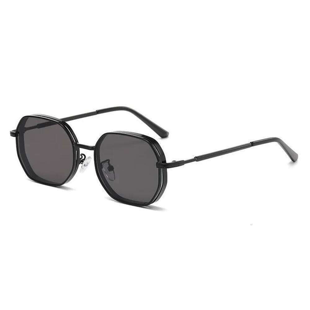 KLASSNUM Fashion Rectangular Sunglasses Women New Metal SunGlasses Classic Minimalist Men Eyeglasses Sun Protection Oculos UV400 26Y0302