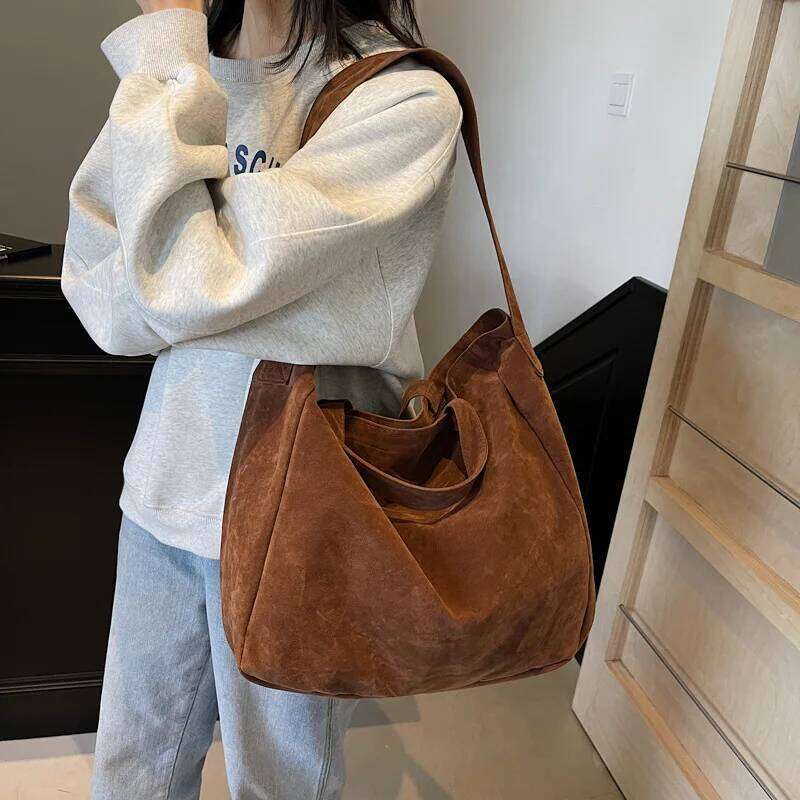 TAURUSCIAGA Large Capacity Velvet 2026 Hot Selling Tote Zipper Solid Color Popular Fashion Handbag Soft Simple Commuting Shoulder Bag Noble Temperamen