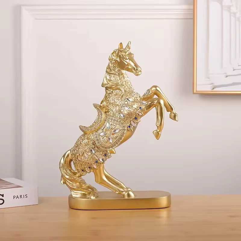 Golden Horse Statue Decor Luxury Resin Sculpture for Tabletop & GiftT260307