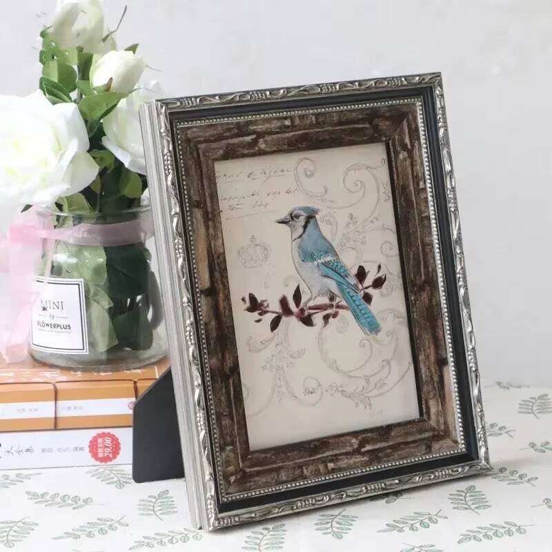 Creative Living Room Decoration Small Retro Style Solid Wood Bedroom Study Desktop Photo Frame Ornaments H260306