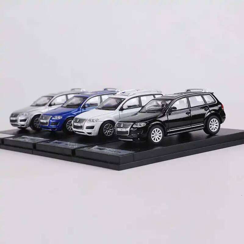 SHADOW 1:64 Touareg R50 Alloy Model Car Z260306