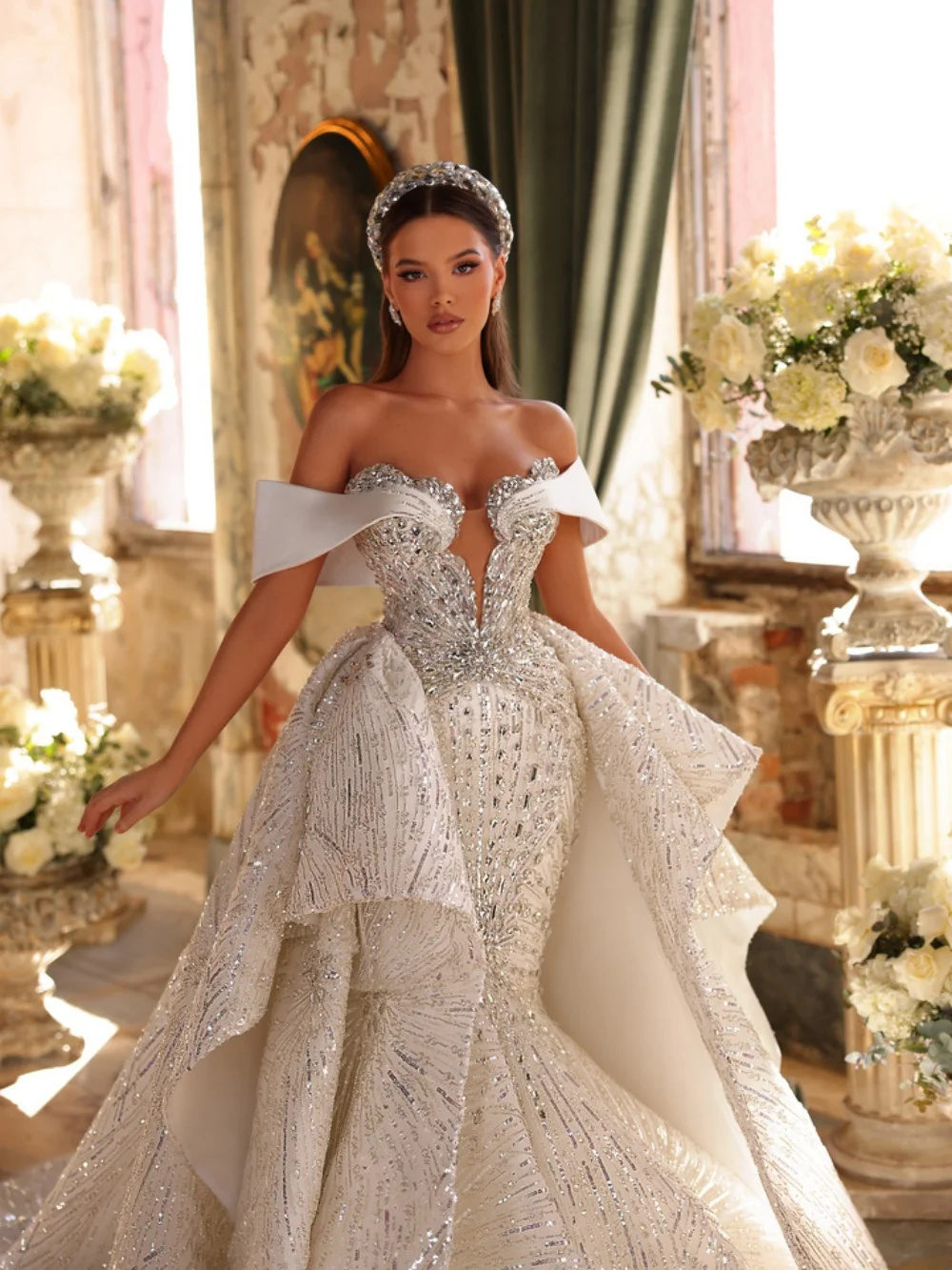 Royal Off The Shoulder Mermaid Wedding Dress Elegant Sequined Lace Bridal Gown Floor Length Bride Dresses Customized