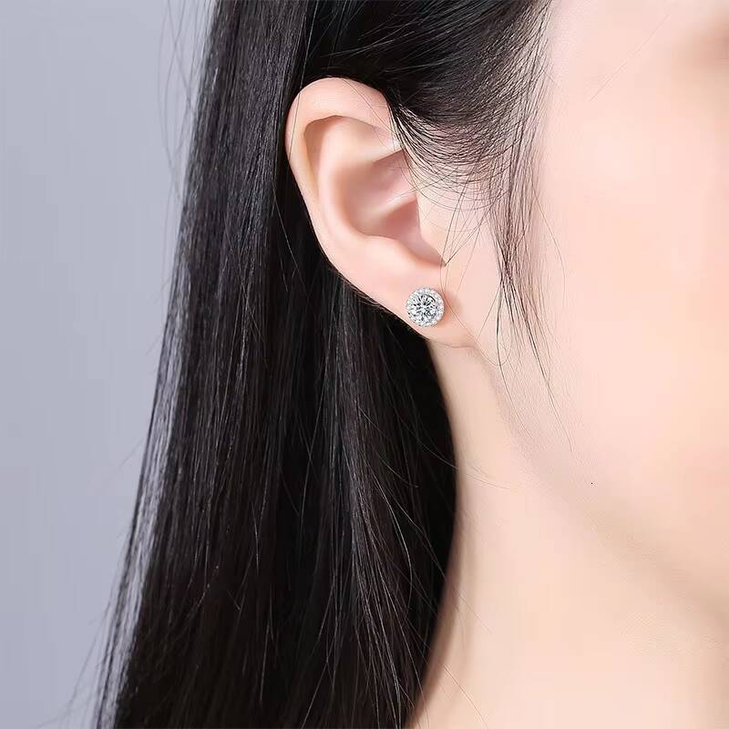 Factory Wholesale Luxury Vintage Circle 1Ct Moissanite Stud Earrings for Women Gifts Platinum Plated 925 Sterling Silver Earring