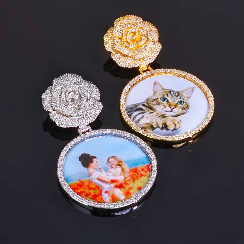 Hip-hop Rose Buckle Round Photo Pendant Creative Memorial Frame Trendy Versatile Accessories for Cross-border Market
