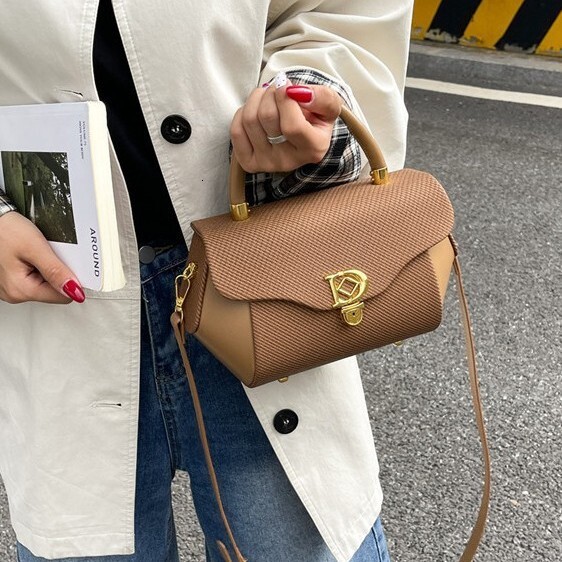 Free Shipping Designer Bags Imported Portable Square Bags Women's New Korean-style Patchwork Trendy Crossbody Bags High-end Niche Luxury Single-s