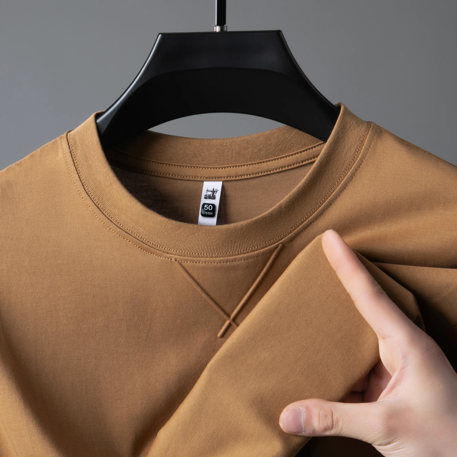 Mens T-Shirt Short Sleeve Breathable O-Neck Solid Color Soft Light Summer Business Casual Classic Fashion Trend Menswear 260304