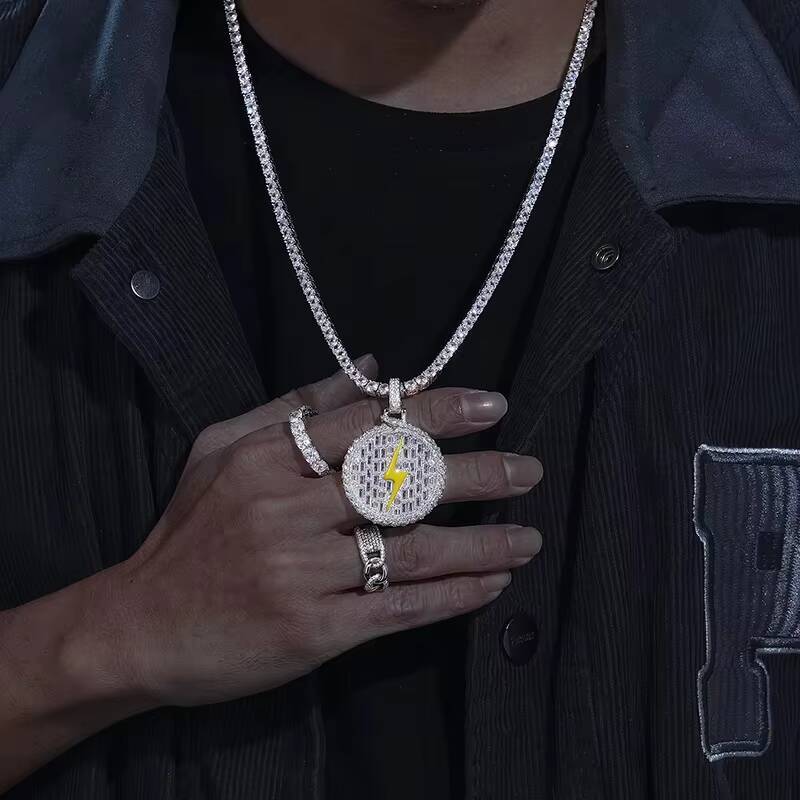 New Round Shaped Baguette Luxury Moissanite diamond Lightning Pendant Hip Hop Necklace in 925 Sterling Silver for Women Men