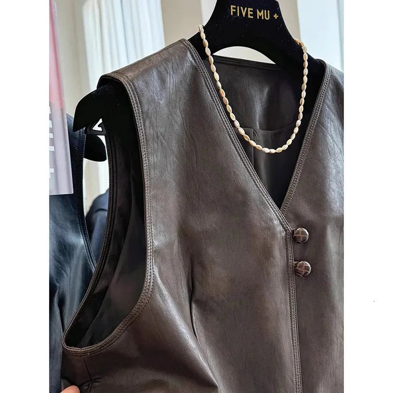 Spring Autumn Retro Style Fashion Womens Suit Vest Jacket Sleeveless Korean Version Ladies Leather WaistCoat Coat 260306