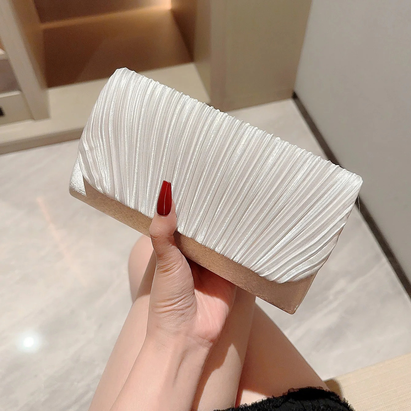 Texture and Fashionable One Shoulder Crossbody Fashion Bag Party hand bag elegant Fashion fold evening clutch bag 260306