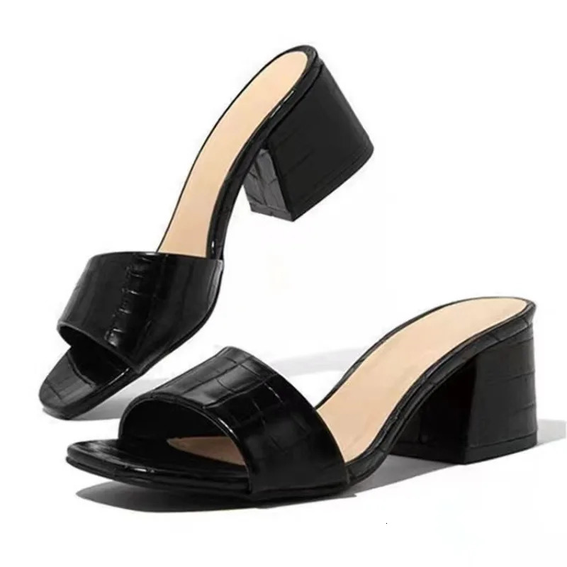 Summer Slippers Women Fashion Shoes for Women Black Large Sandals Heel Slippers Zapatos De Mujer 260306